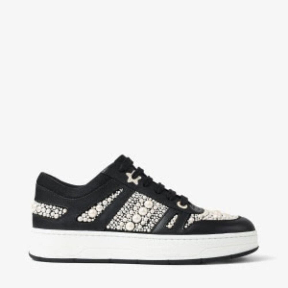 Hawaii/F Black calf leather and white pearl embellishments size 36.5 Jimmy Choo